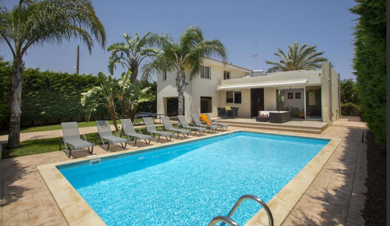 Soothing Sunset Villa With Private Pool, 200M From The Beach Perivolia Exteriör bild